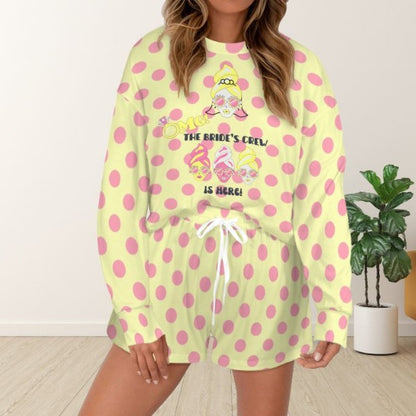 Bridesmaid Pajama Set, Bridal Party Pajamas, Women Matching Pajamas, Bachelorette Party Pajama Sets, Bride Squad, Bridesmaid Proposal Gift - Retro Bride